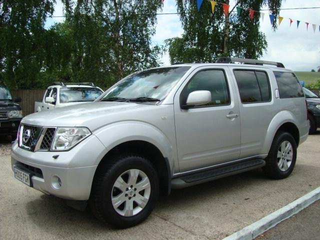 2005 Nissan pathfinder t-spec #4