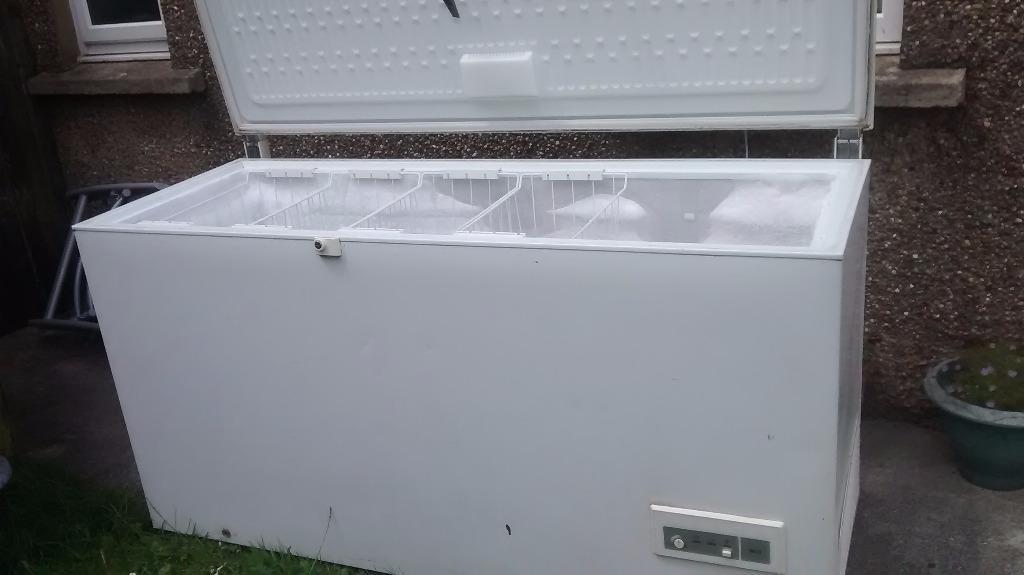 Whirlpool large chest freezer ex cond United Kingdom Gumtree