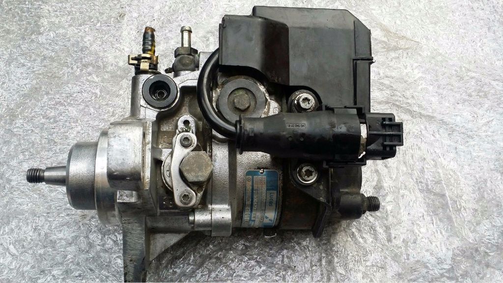 Fuel injection pump mercedes c220d