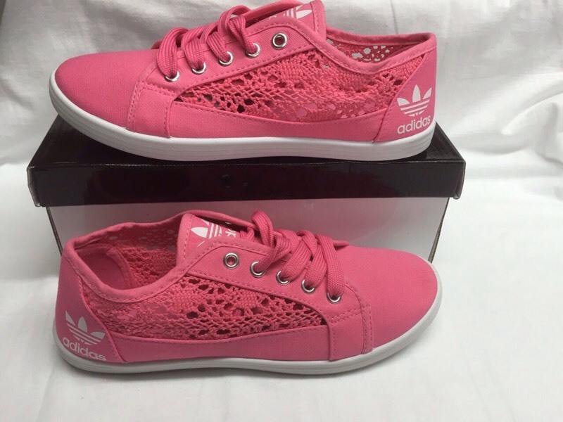 adidas pumps with lace sides