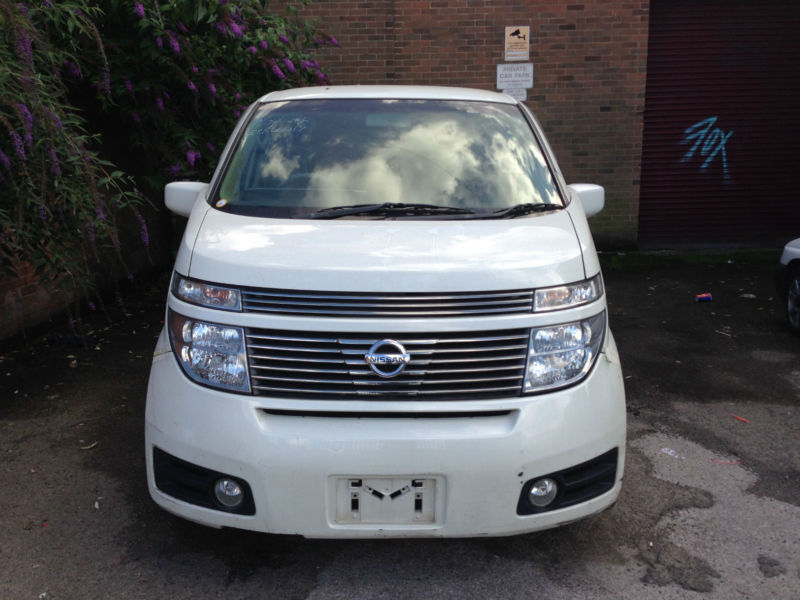 Breaking nissan elgrand #8