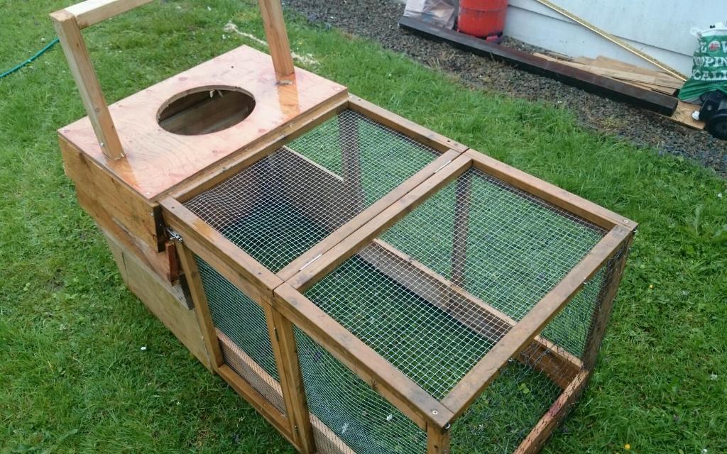 Poultry Broader with heat lamp. | United Kingdom | Gumtree