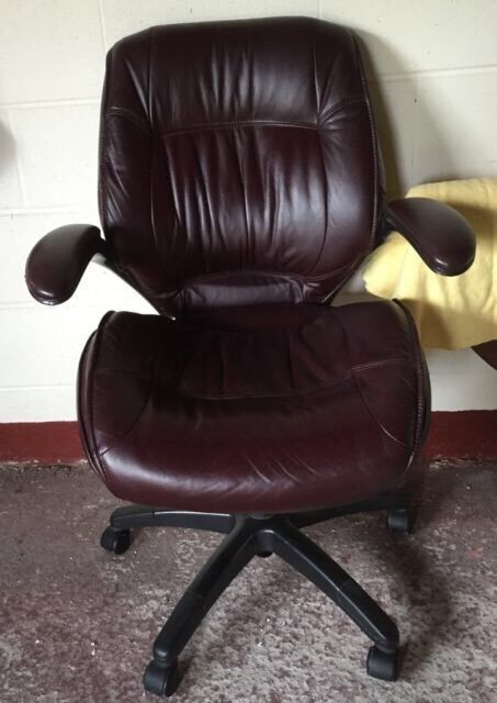 Leather Costco Computer chair £25 | United Kingdom | Gumtree