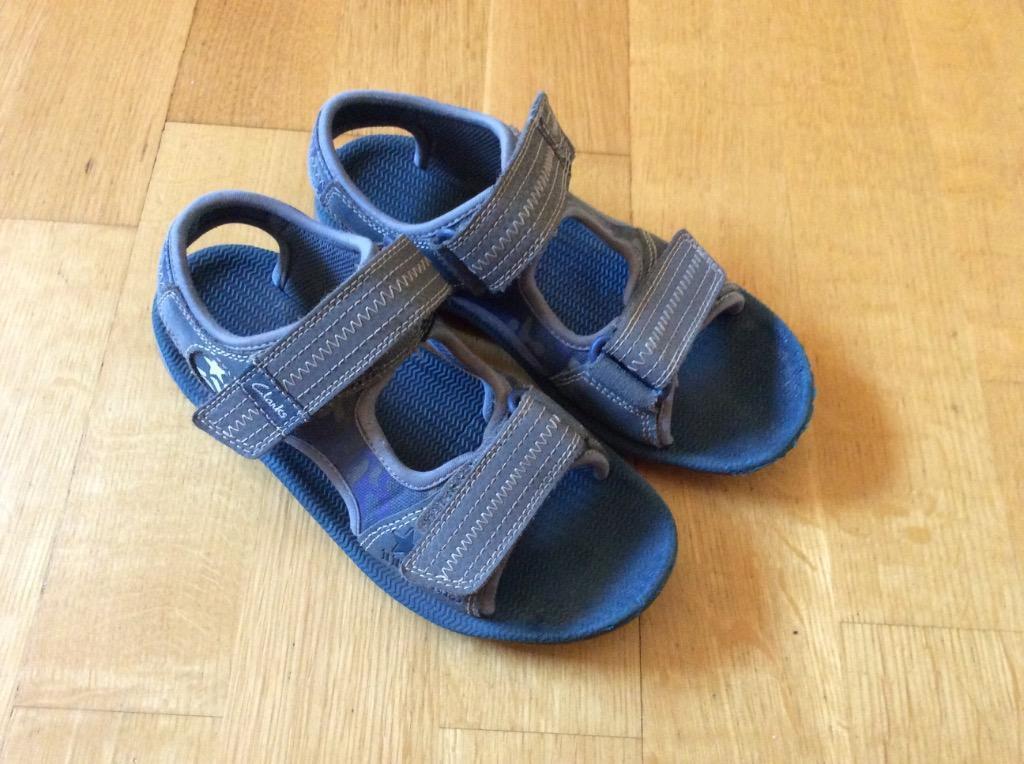 Boys sandals Clarks size 13