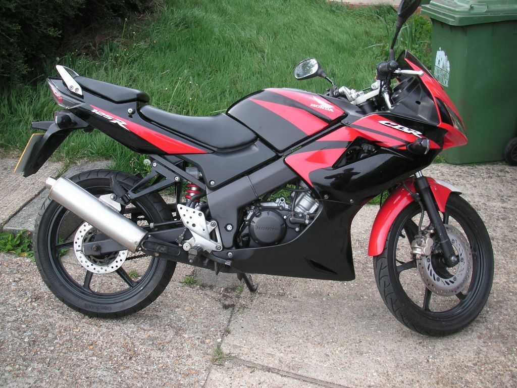 Honda cbr 125 southampton #2