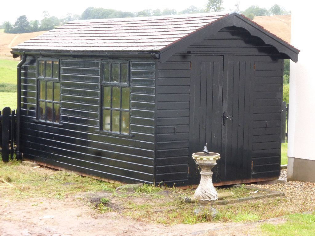 Garden Shed/Room with real Canadian maple shingle roof tiles supplied ...