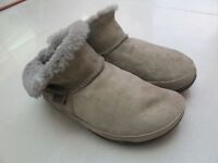 fitflop boots brighton