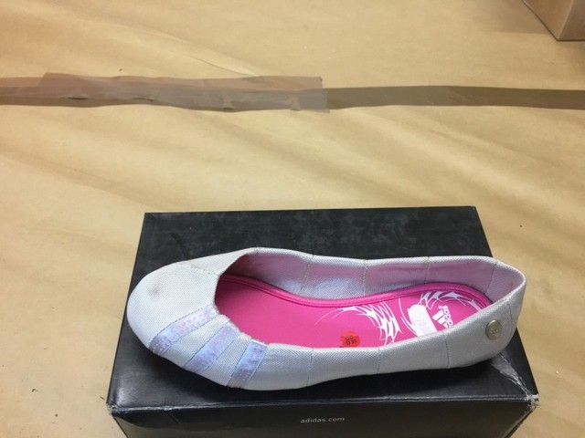 adidas Yoga cetana ORTO Ballerina GR 38 uk5 Scarpe Donna Balletto ARGENTO 027462 adidas Yoga cetana ORTO Ballerina GR 38 uk5 Scarpe Donna Balletto ARGENTO 027462