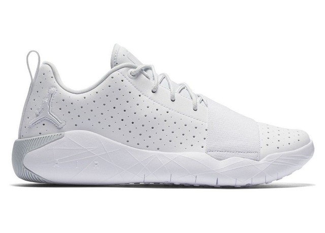 JORDAN 23 BREAKOUT MEN'S ATHLETIC SHOES SIZES 10 JORDAN 23 BREAKOUT MEN'S ATHLETIC SHOES SIZES 10