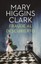 Fraude Al Descubierto / The Melody Lingers on by Mary Higgins Clark (Spanish) Ha