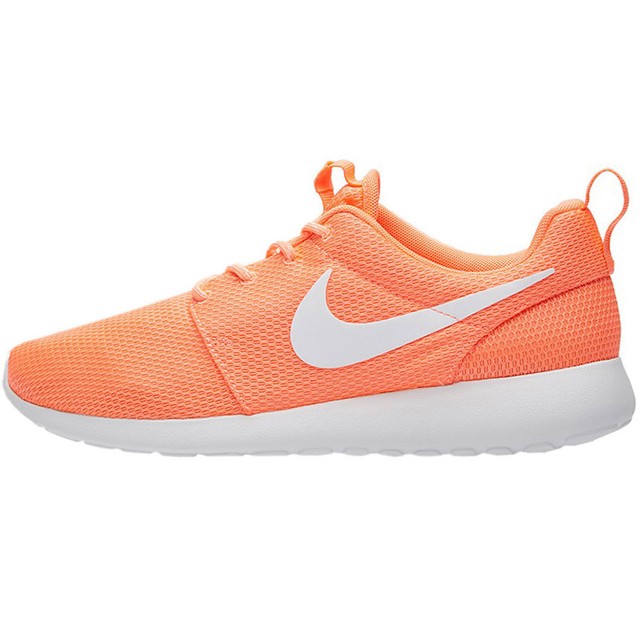 NIKE SCARPE DONNA WMNS ROSHE ONE Scarpe da ginnastica casual RosheOne 511882811 NIKE SCARPE DONNA WMNS ROSHE ONE Scarpe da ginnastica casual RosheOne 511882811