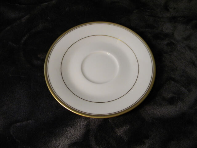 Noritake Linton 7552 Cup and Saucer Set of 2 Cream Gold Trim Ivory