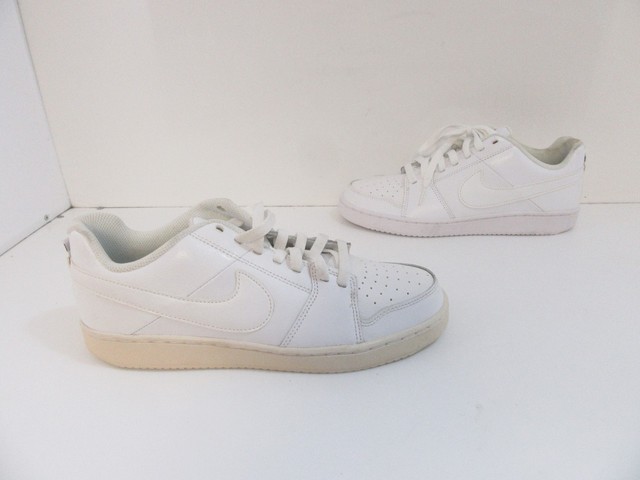 Men's Nike Backboard II Basketball Sneaker White Size 7.5 M Men's Nike Backboard II Basketball Sneaker White Size 7.5 M
