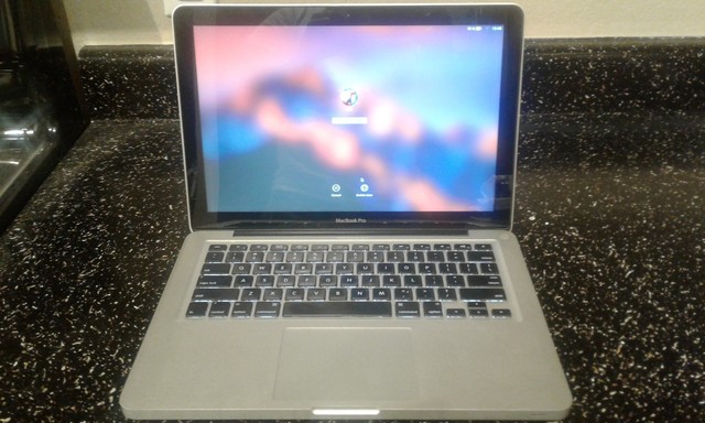Apple MacBook Pro A1278 13.3" Laptop - MC374LL/A (April, 2010)