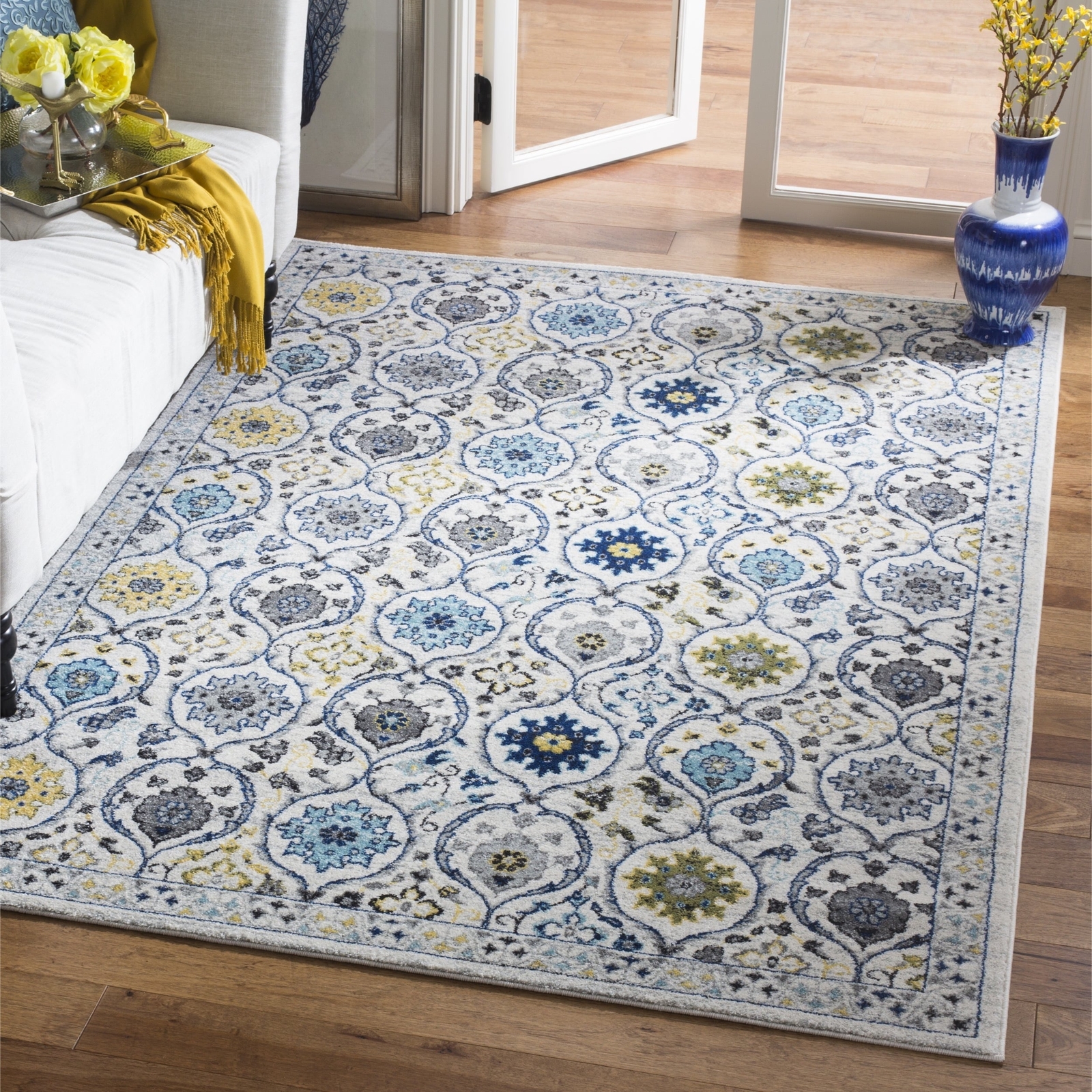 Safavieh Evoke Ivory Blue Area Rug