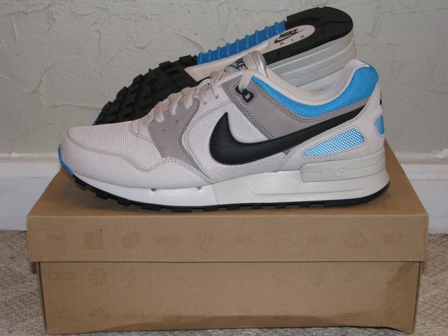 nike air pegasus 89 qs trentesimo anniversario luce ossa / black mens dimensioni nike air pegasus 89 qs trentesimo anniversario luce ossa / black mens dimensioni