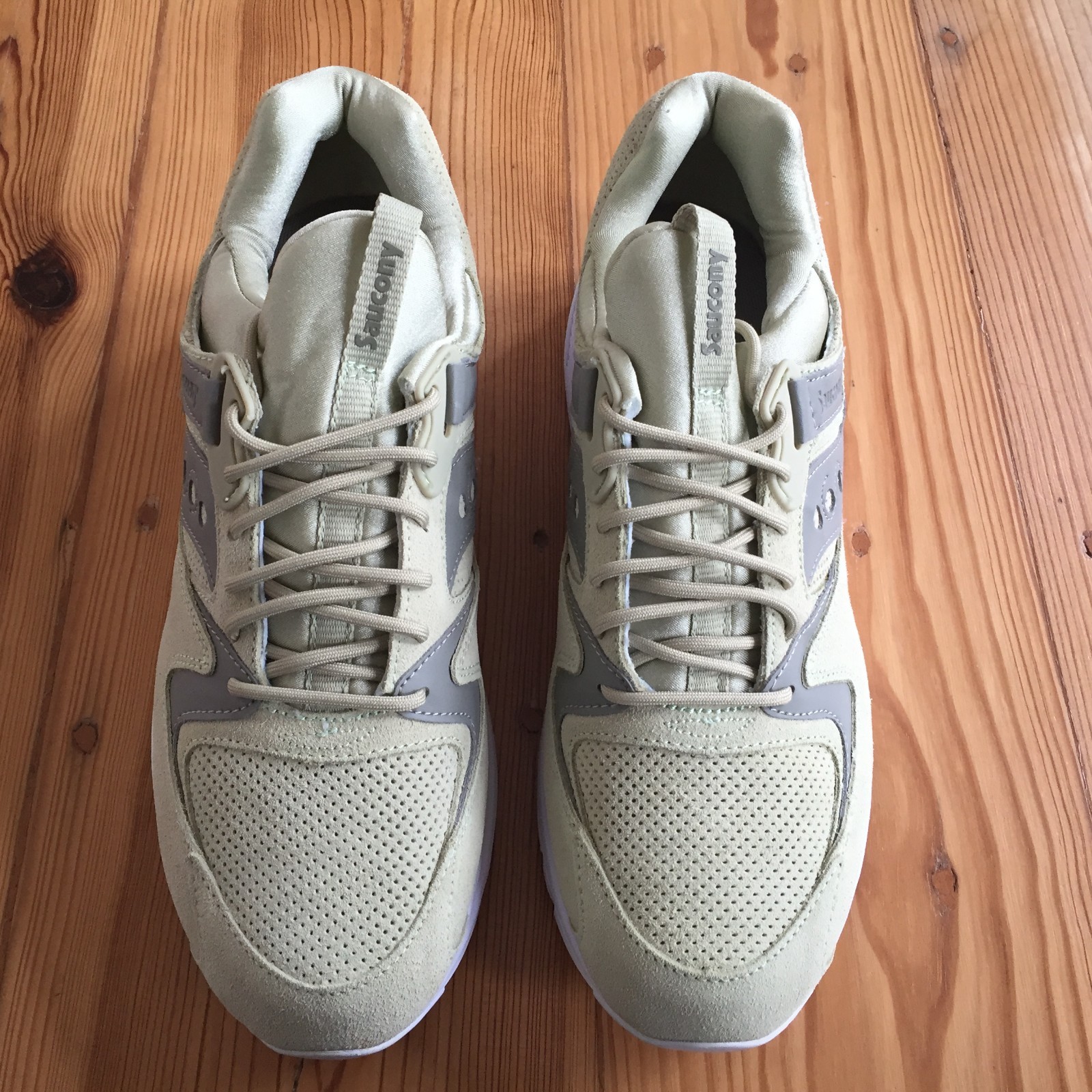 Saucony Grid 8500 US 11 UK 10 Eur 45 Oli Vert Moyen Retro DS Pack S703702 Saucony Grid 8500 US 11 UK 10 Eur 45 Oli Vert Moyen Retro DS Pack S703702
