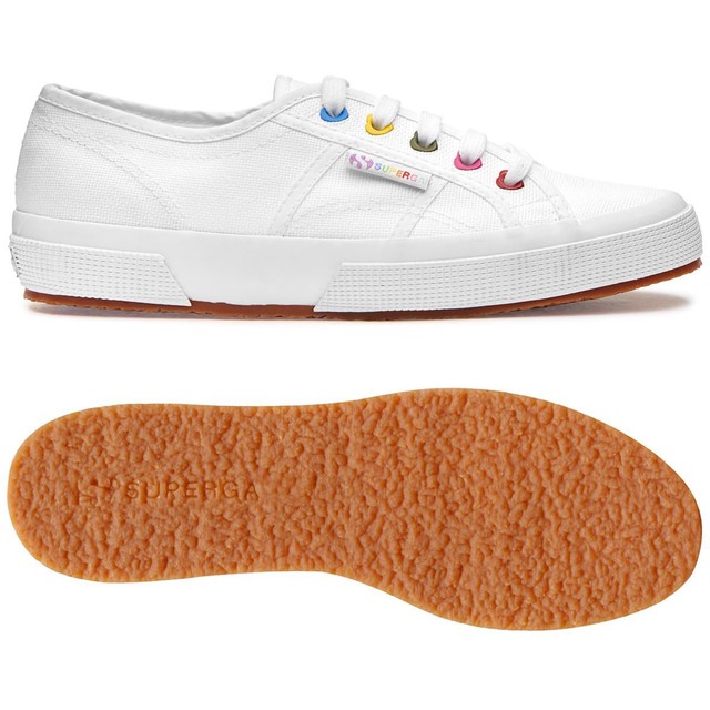 SUPERGA 2750 Scarpe Sneaker DONNA Prv/Est Occhielli colorati cuore BIANCO 901fsi SUPERGA 2750 Scarpe Sneaker DONNA Prv/Est Occhielli colorati cuore BIANCO 901fsi