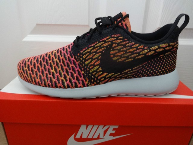 Nike Rosherun Flyknit Scarpe Da Ginnastica Scarpe Da Ginnastica 704927 004 UK 6 EU 40 US 8.5 NUOVE Nike Rosherun Flyknit Scarpe Da Ginnastica Scarpe Da Ginnastica 704927 004 UK 6 EU 40 US 8.5 NUOVE