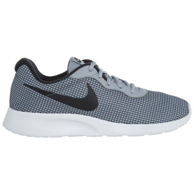 nike tanjun se men's black nike tanjun se men's black