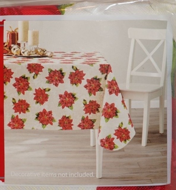 Holiday Time Vinyl Tablecloth 60 X 84 In Round Red New Holiday Time Vinyl Tablecloth 60 X 84 In Round Red Poinsettias