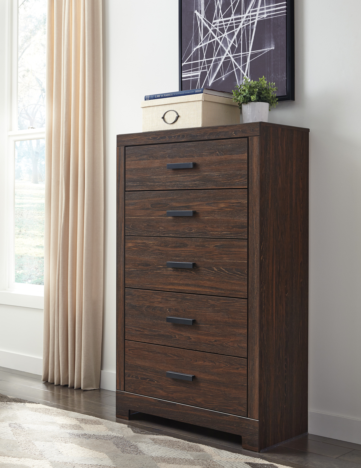 Ashley Furniture Arkaline Rich Brown 5 Drawer Chest With Black Picture 1 Of