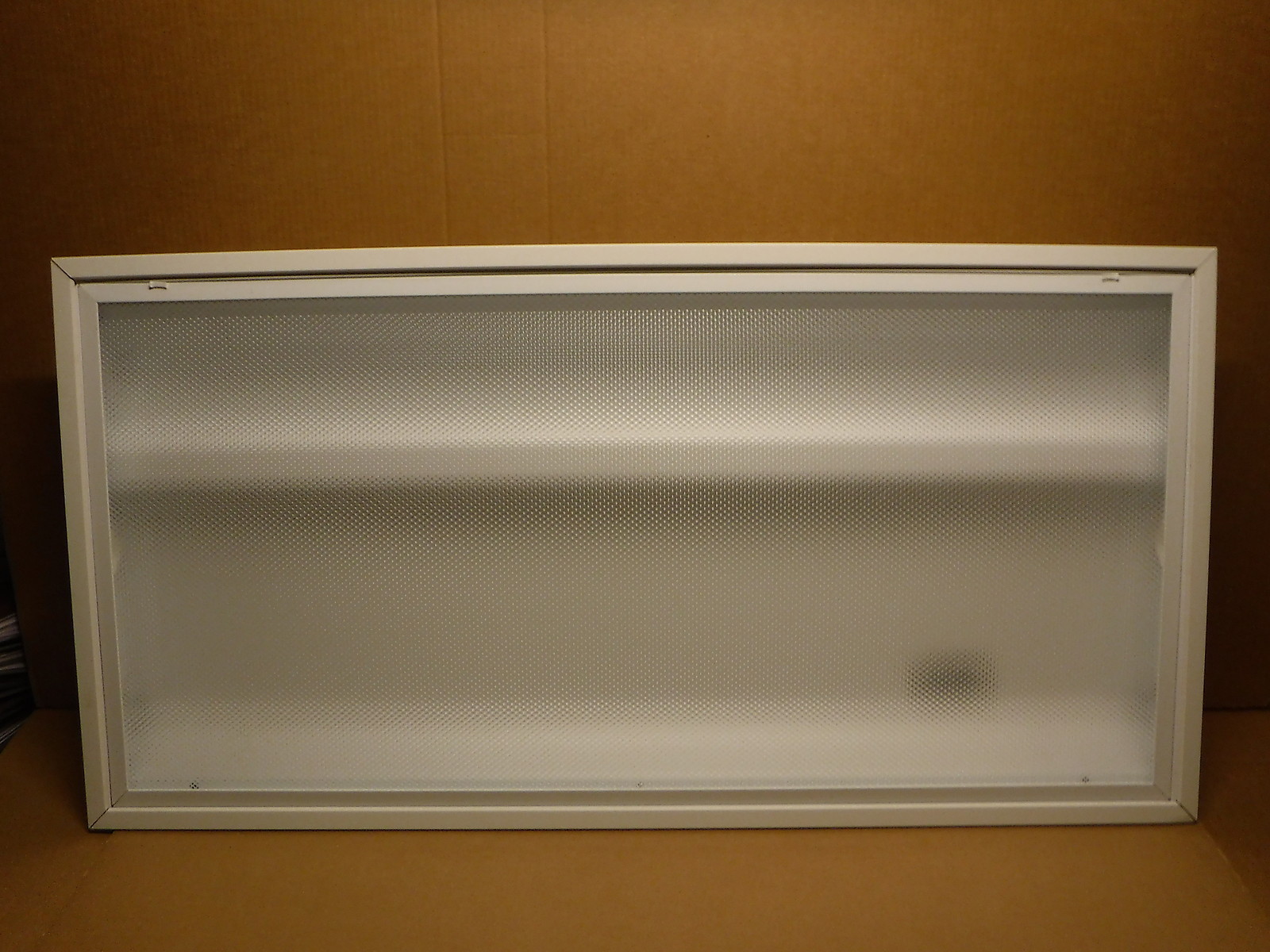 Lithonia Lighting 2x4 3 Light 2gt8 F 32 A12 120 1 Geb Picture 1 Of 5