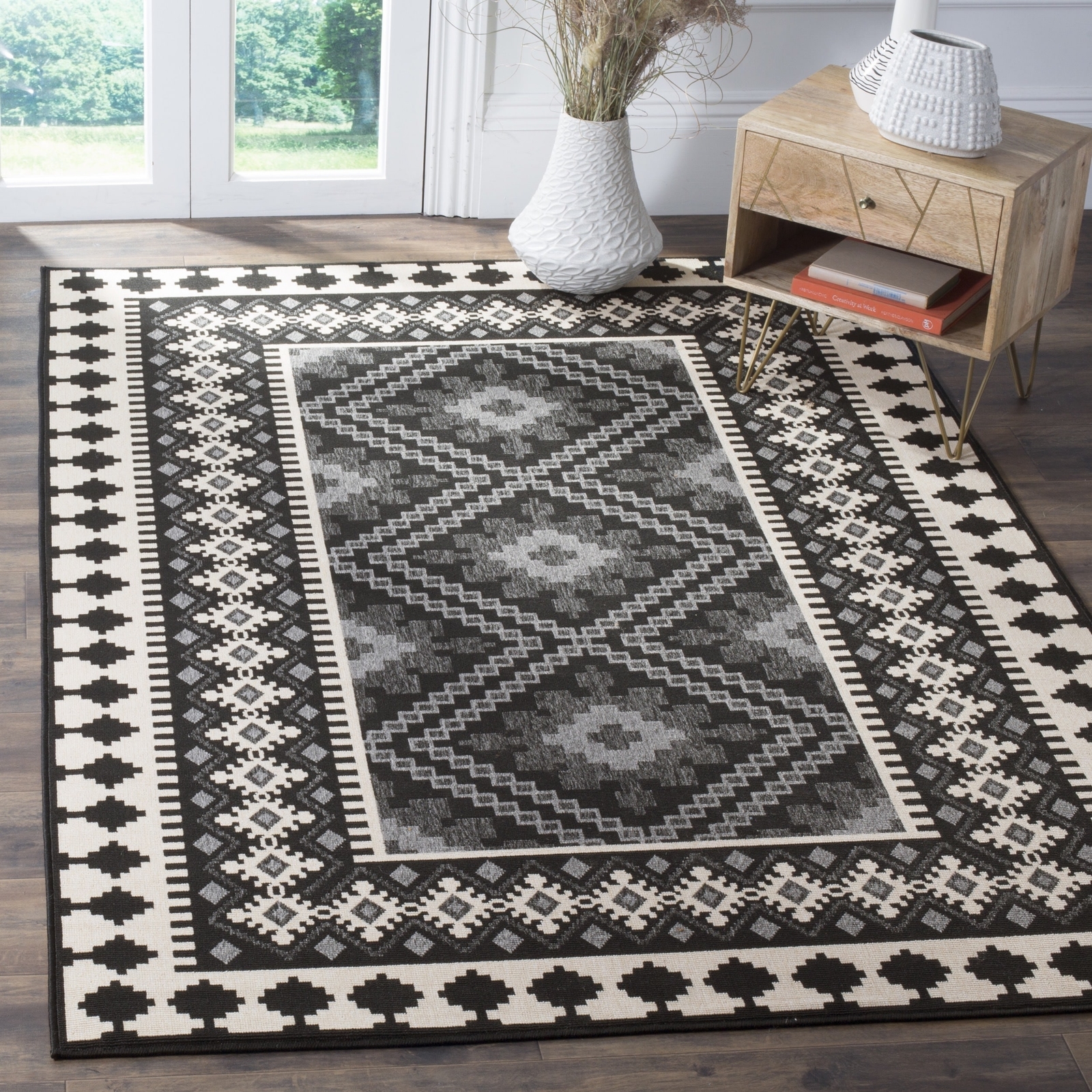 Safavieh Indoor Outdoor Veranda Black Cream Rug 8 X 11 2 Ver099 Safavieh Indoor Outdoor Veranda Black Cream Rug 8 X 11 2 Ver099 0421