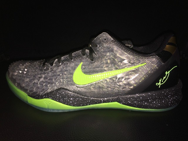 NIKE KOBE VIII 8 SYSTEM SS CHRISTMAS GREEN GREY BLACK GOLD 639522-001 sz 9.5 NIKE KOBE VIII 8 SYSTEM SS CHRISTMAS GREEN GREY BLACK GOLD 639522-001 sz 9.5