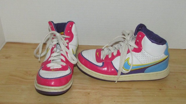Vintage Nike High Top Pink Blue Yellow Worn Girls Youth Shoes 45 Y Leather Vintage Nike High Top Pink Blue Yellow Worn Girls Youth Shoes 45 Y Leather