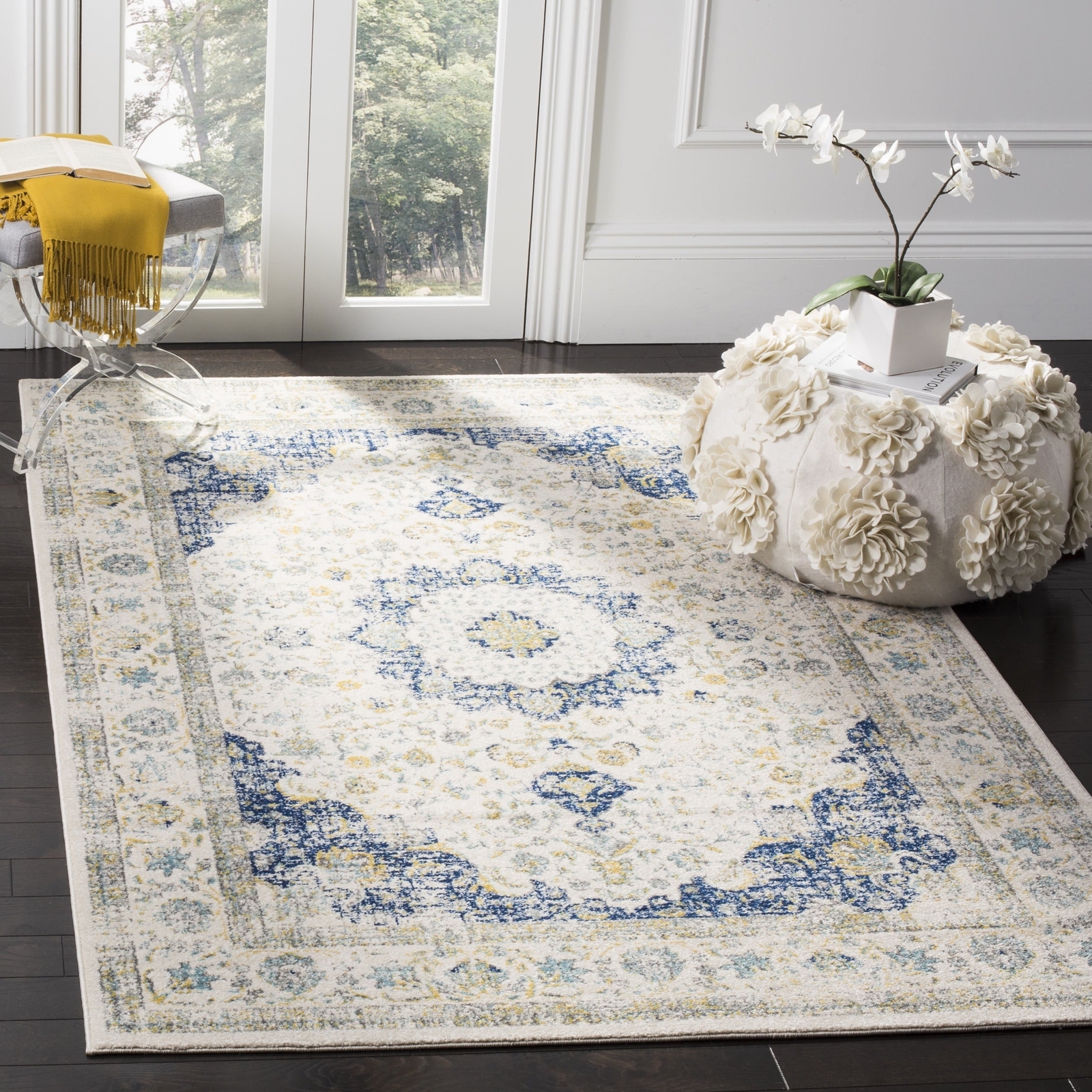 Safavieh Evoke Collection Evk220c Vintage Oriental Ivory And Blue Picture 1 Of 5