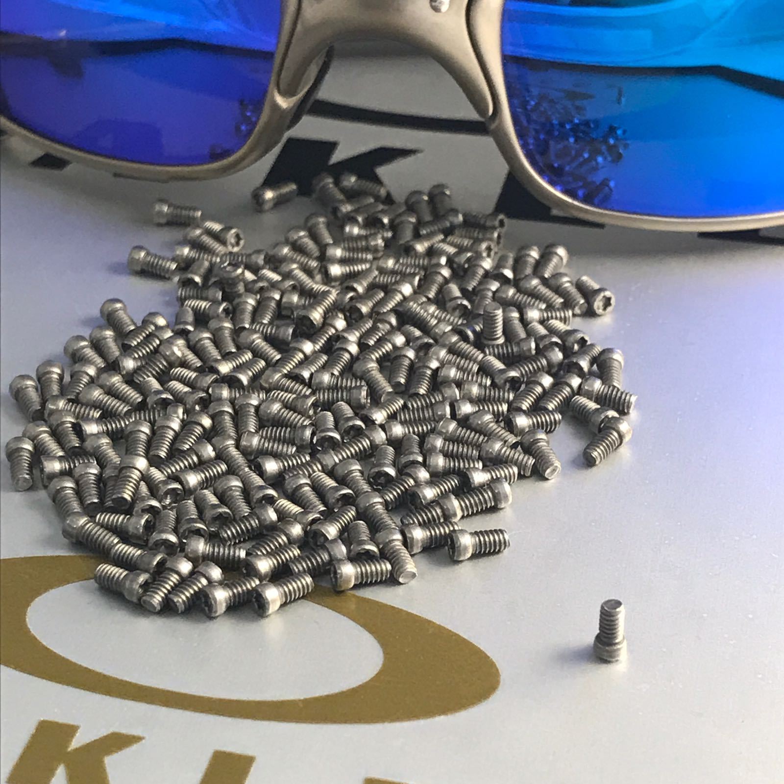 oakley screws oakley screws