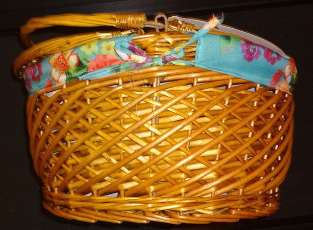 Pioneer woman picnic basket