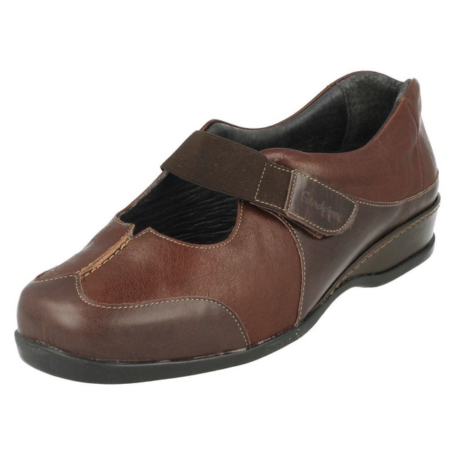 Sandpiper da donna Marrone / caff scarpe in pelle a strappo Cinghia Stile Sandpiper da donna Marrone / caff scarpe in pelle a strappo Cinghia Stile