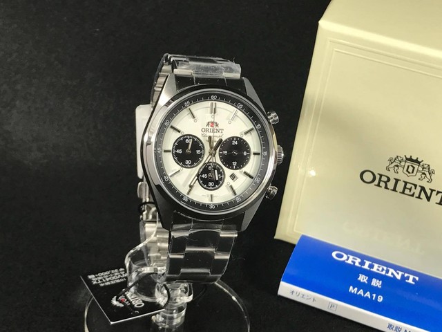 orient solar chronograph