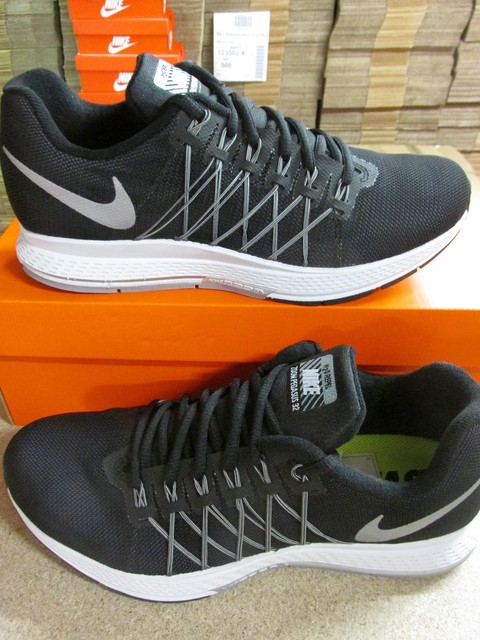 Nike Air Zoom Pegaus 32 Flash Scarpe Uomo da corsa 806576 001 Scarpe da tennis Nike Air Zoom Pegaus 32 Flash Scarpe Uomo da corsa 806576 001 Scarpe da tennis