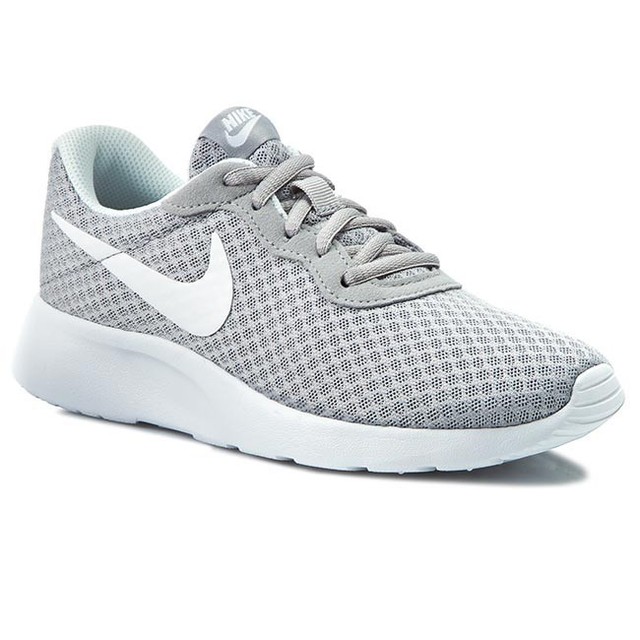 Grigio EU 40 Nike Wmns Tanjun Scarpe da Ginnastica Basse Donna Wolf 40 hox Grigio EU 40 Nike Wmns Tanjun Scarpe da Ginnastica Basse Donna Wolf 40 hox