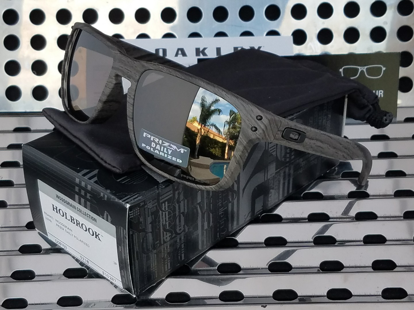 oakley holbrook prizm daily polarized woodgrain sunglasses oakley holbrook prizm daily polarized woodgrain sunglasses