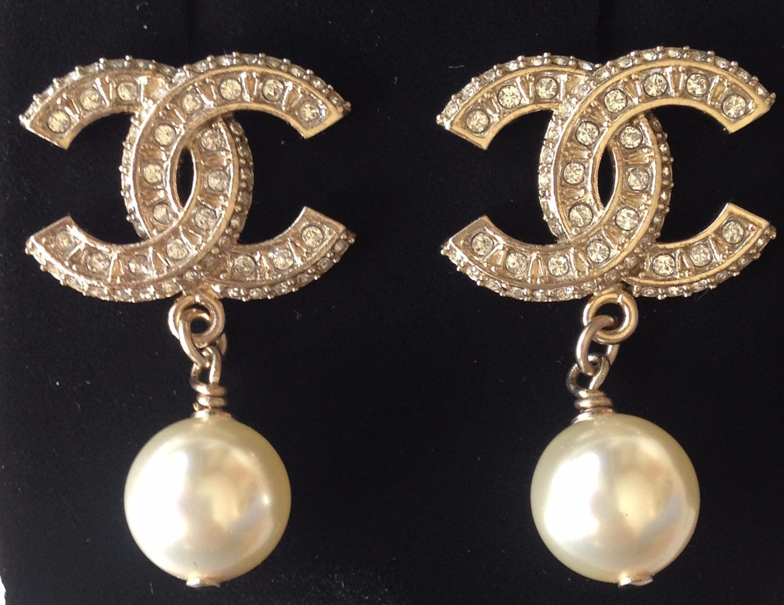 Chanel 2017 Top Gold Cc Crystal Pearl Dangle Dress Earrings Ebay Res Content Global Inflow Inflowcomponent Technicalissues