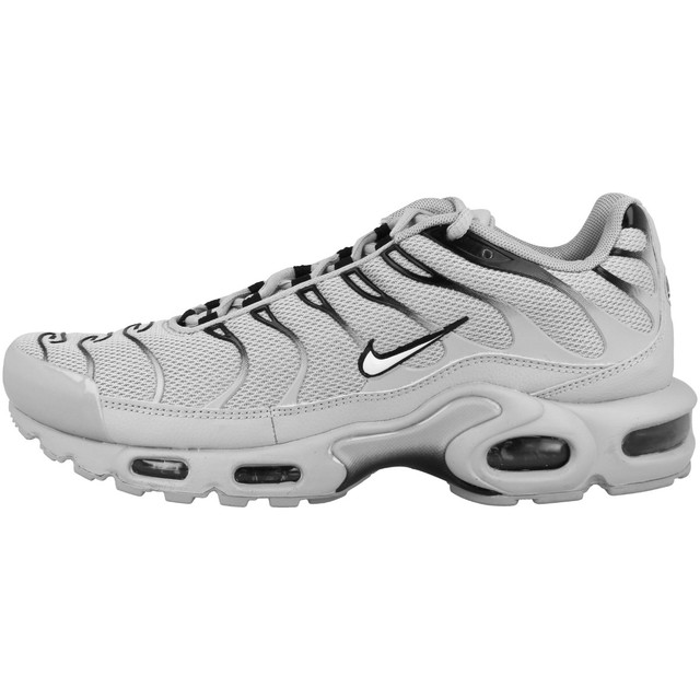 NIKE Air Max Plus Scarpe Tempo Libero Sneaker Sportive Scarpe da ginnastica GREY BLACK 852630021 NIKE Air Max Plus Scarpe Tempo Libero Sneaker Sportive Scarpe da ginnastica GREY BLACK 852630021