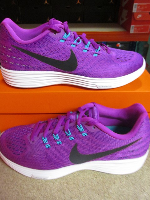 NIKE donna Lunartempo 2 Scarpe da corsa 818098 504 Scarpe da tennis NIKE donna Lunartempo 2 Scarpe da corsa 818098 504 Scarpe da tennis