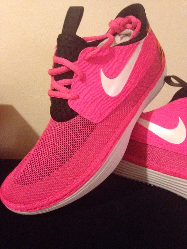 New Nike Solarsoft Moccasin Pink Mens Shoes New Nike Solarsoft Moccasin Pink Mens Shoes