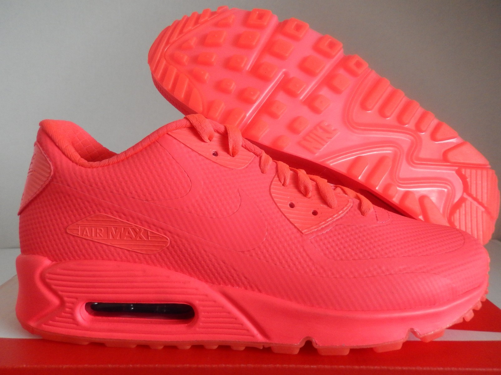 nike air max 90 hyp solar red nike air max 90 hyp solar red