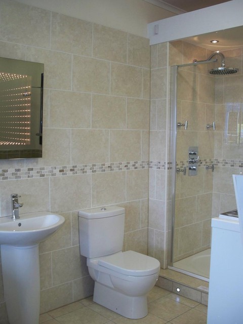 20m2 Rapolano Marfil Travertine Effect Ceramic Bathroom Wall Tile 20m2 Rapolano Marfil Travertine Effect Ceramic Bathroom Wall Tile Inc Borders