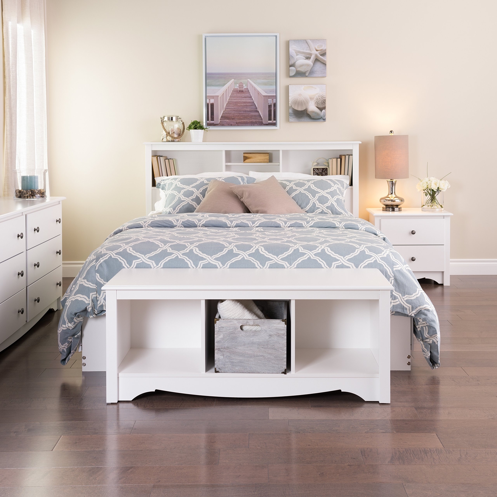 Prepac Monterey White Cubbie Bench Storage 3 Compartment Blankets Brand New T