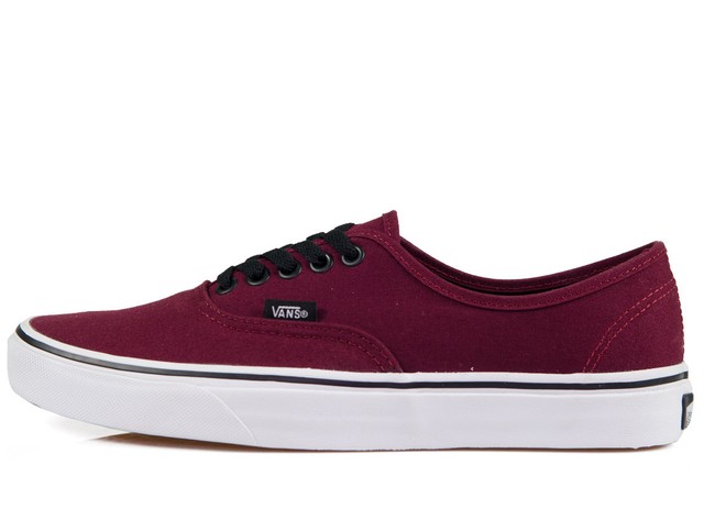 TG.45U Vans Authentic Sneaker Unisex Adulto TG.45U Vans Authentic Sneaker Unisex Adulto