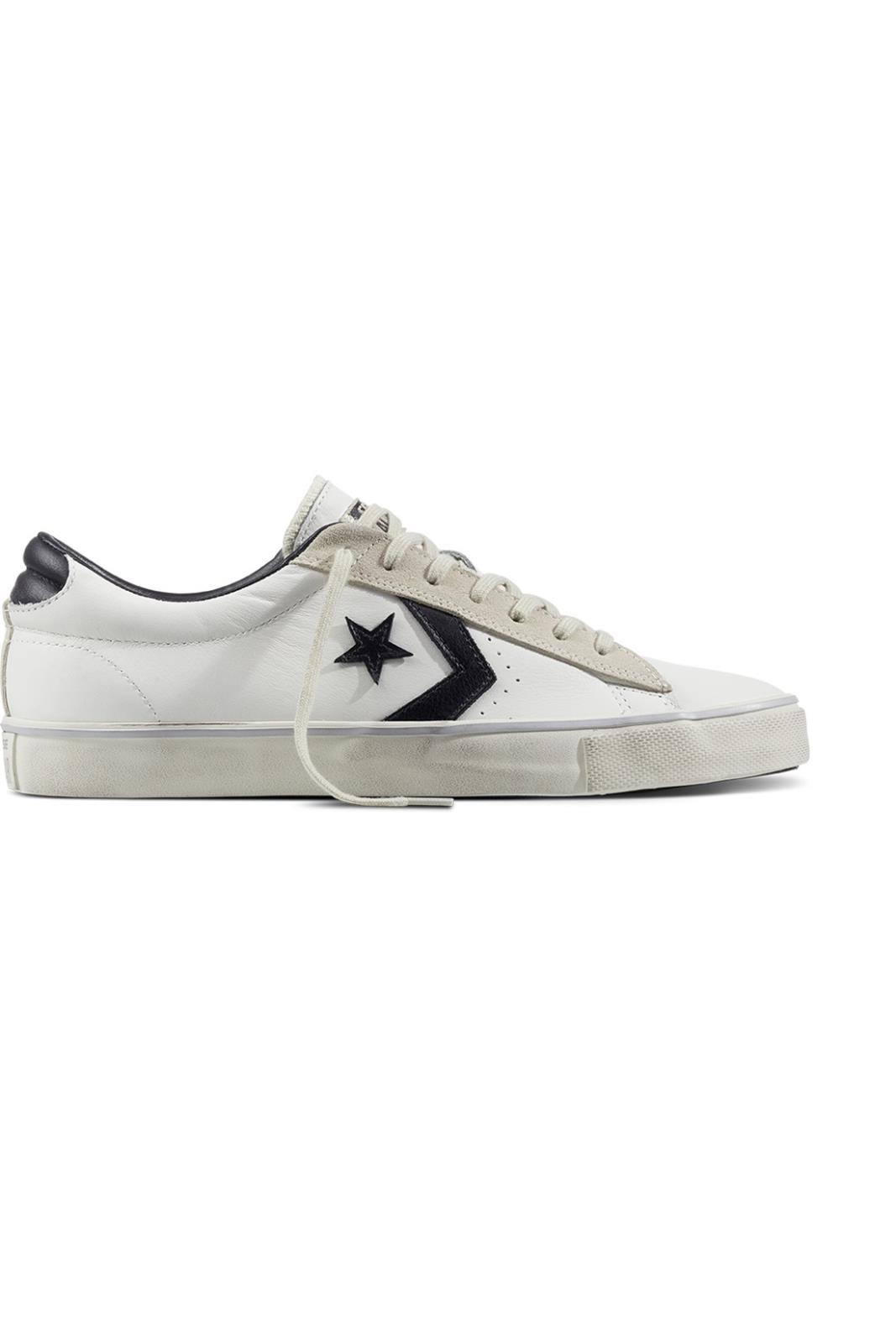 CONVERSE PRO LEATHER VULC OX art.156741C col.bianco/nero CONVERSE PRO LEATHER VULC OX art.156741C col.bianco/nero