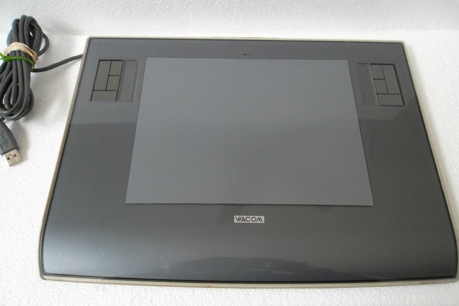 WACOM Intuos3 A5サイズ クリスタルグレー PTZ-630/G0(品 ...