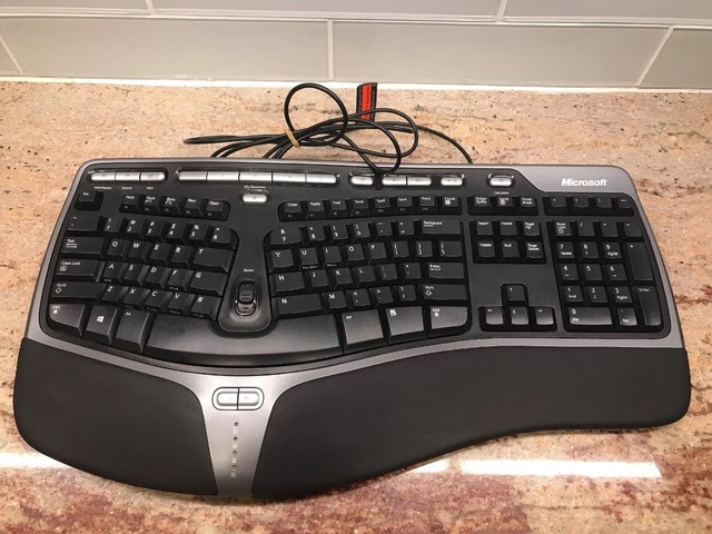 Logitech Wave Keyboard Vs Microsoft 4000 Keyboard