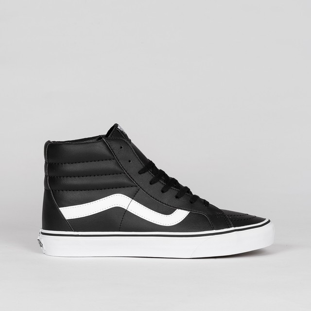 Vans Sk8Hi riemettere unisex. Nero/Vero Bianco. Vans Sk8Hi riemettere unisex. Nero/Vero Bianco.
